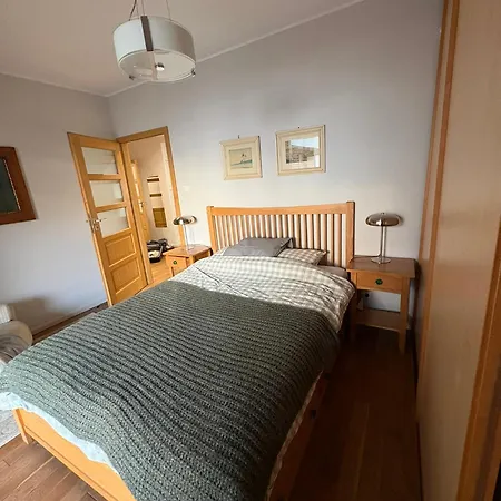 Family Friendly Flat Steps From The Zoo 브로츠와프