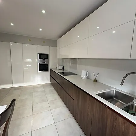 아파트 Family Friendly Flat Steps From The Zoo *